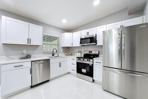 Villa ou maison à vendre à Orlando, Floride: 3 chambres, 113.25 m2 № 1848663 - photo 6