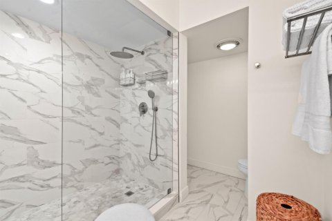 Condo in Jupiter, Florida, 2 bedrooms № 2081658 - photo 30