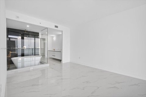 Снять в аренду кондоминиум в Майами, Флорида 4 спальни, 234.11м2, № 1979597 - фото 10