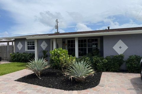 Villa ou maison à Pompano Beach, Floride 3 chambres, 116.5 m2 № 2268012