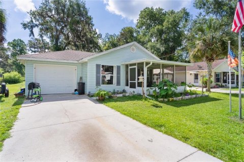 House in Lake Panasoffkee, Florida 3 bedrooms, 106.56 sq.m. № 1778985 - photo 2