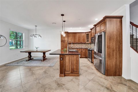 Townhouse in Cooper City, Florida 3 bedrooms, 164.44 sq.m. № 1768942 - photo 16