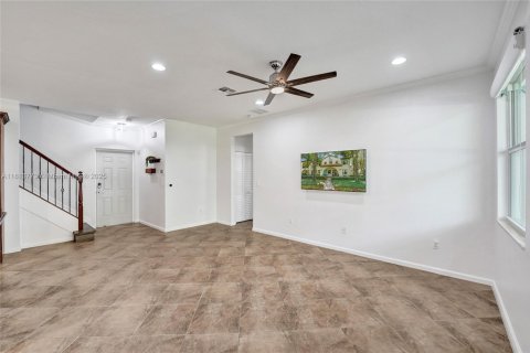 Townhouse in Cooper City, Florida 3 bedrooms, 164.44 sq.m. № 1768942 - photo 25