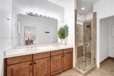 Townhouse in Cooper City, Florida 3 bedrooms, 164.44 sq.m. № 1768942 - photo 9