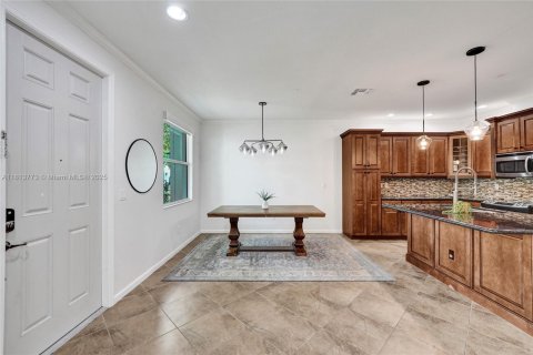 Townhouse in Cooper City, Florida 3 bedrooms, 164.44 sq.m. № 1768942 - photo 23