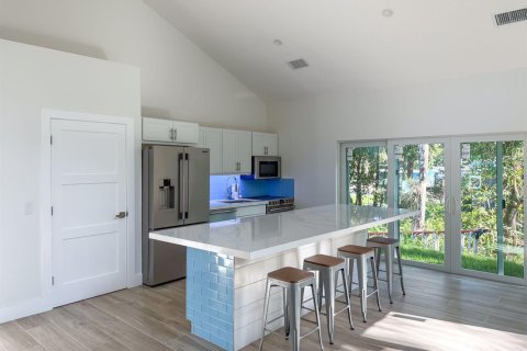 Villa ou maison à vendre à Jupiter, Floride: 2 chambres, 118.91 m2 № 2258151 - photo 8