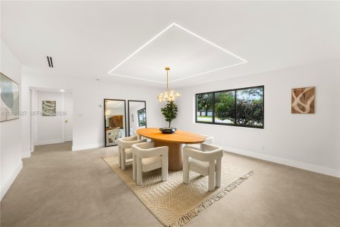 Villa ou maison à vendre à Miami, Floride: 3 chambres, 196.21 m2 № 1996883 - photo 21