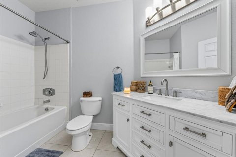 Copropriété à vendre à Tampa, Floride: 2 chambres, 107.12 m2 № 2102558 - photo 18