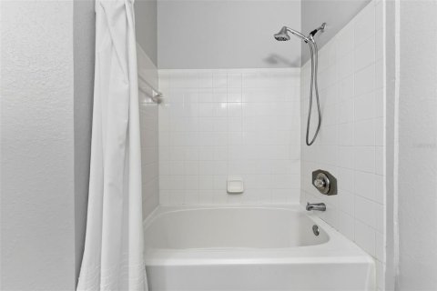 Copropriété à vendre à Tampa, Floride: 2 chambres, 107.12 m2 № 2102558 - photo 19