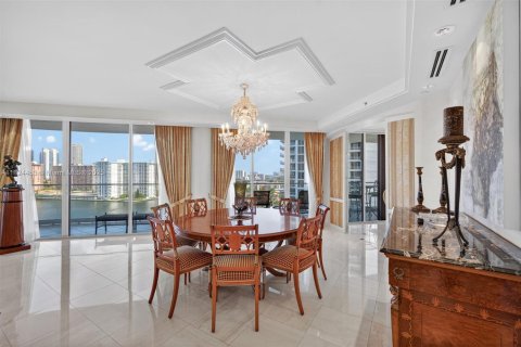 Condo in Aventura, Florida, 3 bedrooms  № 1790365 - photo 8
