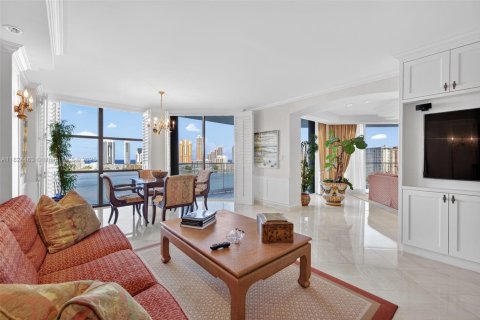 Condo in Aventura, Florida, 3 bedrooms  № 1790365 - photo 17