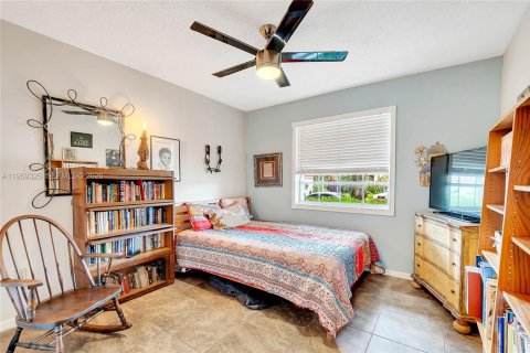 Снять в аренду виллу или дом в Майами, Флорида 3 спальни, 139.73м2, № 2080103 - фото 12