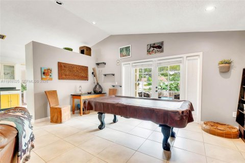 Снять в аренду виллу или дом в Майами, Флорида 3 спальни, 139.73м2, № 2080103 - фото 11