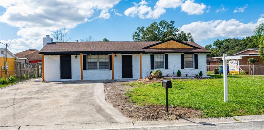 Villa ou maison à Tampa, Floride 4 chambres, 192.31 m2 № 2427562