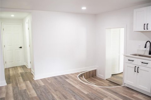 Villa ou maison à vendre à Tampa, Floride: 4 chambres, 192.31 m2 № 2427562 - photo 26