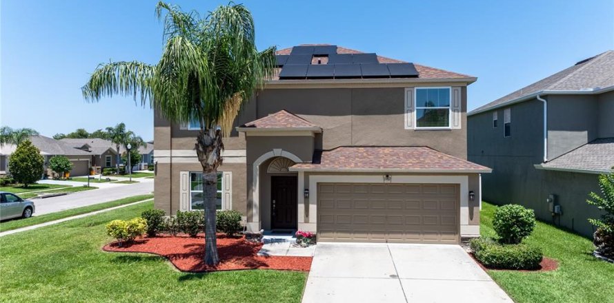 House in Orlando, Florida 4 bedrooms, 225.57 sq.m. № 1736902
