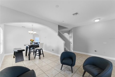 House in Orlando, Florida 4 bedrooms, 225.57 sq.m. № 1736902 - photo 20
