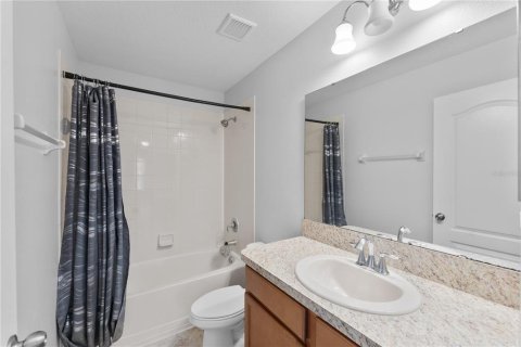 House in Orlando, Florida 4 bedrooms, 225.57 sq.m. № 1736902 - photo 6