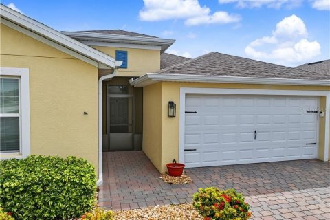 Casa en venta en Cape Coral, Florida, 3 dormitorios, 144.46 m2 № 2385800 - foto 3