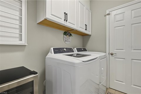 Casa en venta en Cape Coral, Florida, 3 dormitorios, 144.46 m2 № 2385800 - foto 16