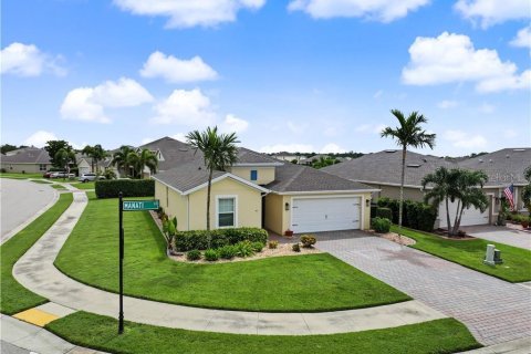 Casa en Cape Coral, Florida 3 dormitorios, 144.46 m2 № 2385800