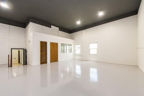 Propiedad comercial en alquiler en Clearwater, Florida, 345.5 m2 № 1789564 - foto 19