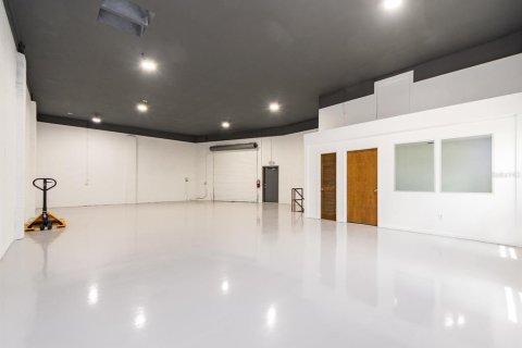 Propiedad comercial en alquiler en Clearwater, Florida, 345.5 m2 № 1789564 - foto 20