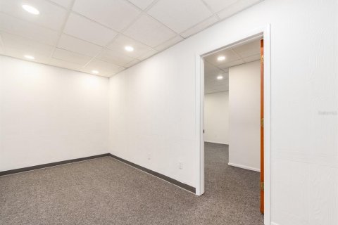 Commercial property in Clearwater, Florida 345.5 sq.m. № 1789564 - photo 13
