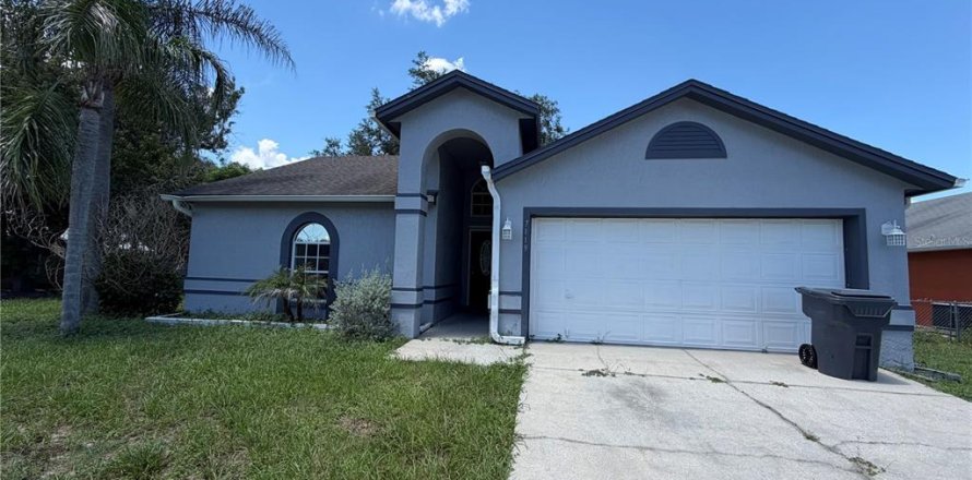 Casa en Lakeland, Florida 3 dormitorios, 104.89 m2 № 2219395
