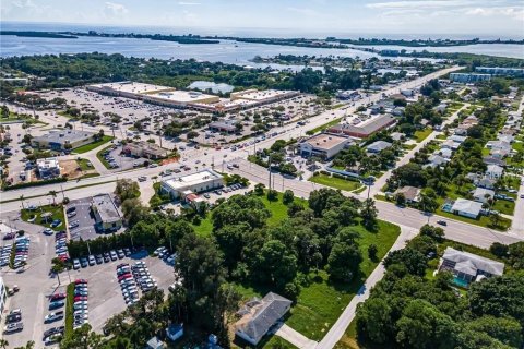 Terreno en venta en Englewood, Florida № 2283485 - foto 7