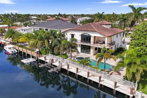 Casa en Lighthouse Point, Florida 6 dormitorios, 438.59 m2 № 2085082