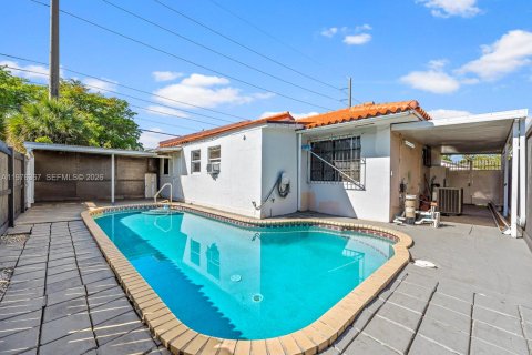 Townhouse in Miami, Florida 3 bedrooms, 105.63 sq.m. № 2040632 - photo 28