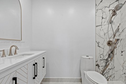 Townhouse in Miami, Florida 3 bedrooms, 105.63 sq.m. № 2040632 - photo 20