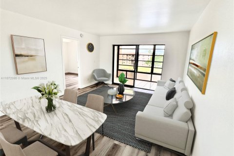 Купить кондоминиум в Санрайз, Флорида 1 комната, 73.67м2, № 1397732 - фото 9
