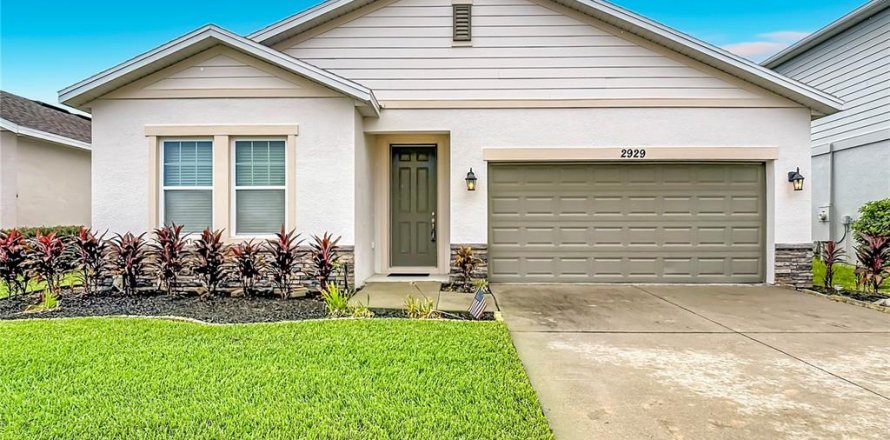 Casa en Clermont, Florida 3 dormitorios, 151.99 m2 № 2345423