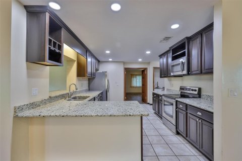 Villa ou maison à vendre à Seffner, Floride: 3 chambres, 221.76 m2 № 1851194 - photo 13