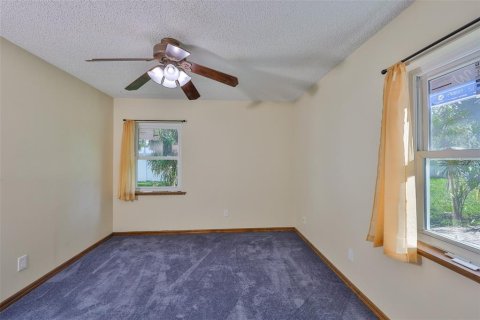 Villa ou maison à vendre à Seffner, Floride: 3 chambres, 221.76 m2 № 1851194 - photo 28