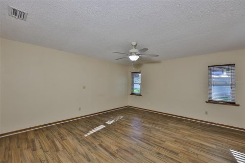 Villa ou maison à vendre à Seffner, Floride: 3 chambres, 221.76 m2 № 1851194 - photo 22