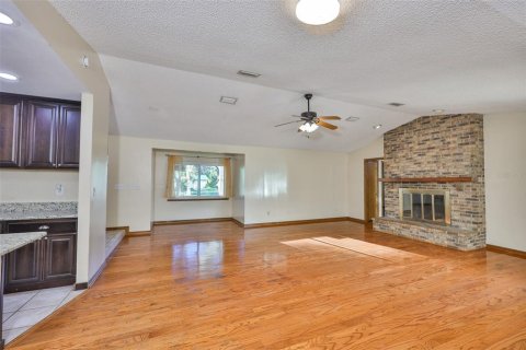 Villa ou maison à vendre à Seffner, Floride: 3 chambres, 221.76 m2 № 1851194 - photo 6
