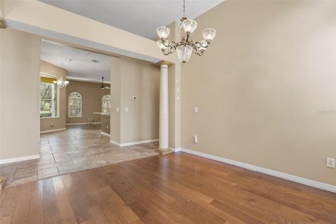 Casa en venta en Apopka, Florida, 5 dormitorios, 325.72 m2 № 2233752 - foto 8