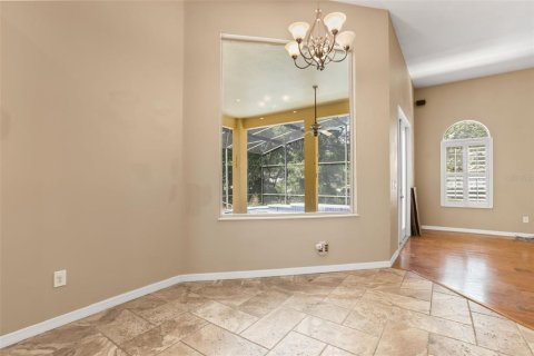 Casa en venta en Apopka, Florida, 5 dormitorios, 325.72 m2 № 2233752 - foto 9