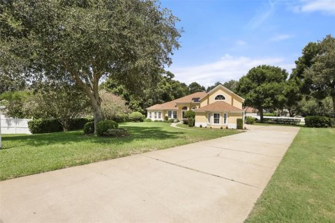 Casa en venta en Apopka, Florida, 5 dormitorios, 325.72 m2 № 2233752 - foto 4