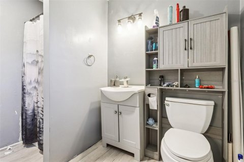 Casa en venta en Astor, Florida, 4 dormitorios, 161.09 m2 № 2384092 - foto 7