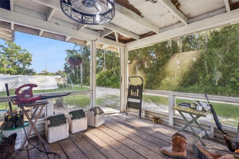 Casa en venta en Astor, Florida, 4 dormitorios, 161.09 m2 № 2384092 - foto 3