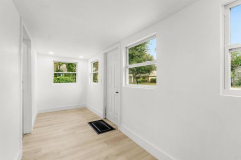 Villa ou maison à vendre à Delray Beach, Floride: 2 chambres, 69.49 m2 № 2250337 - photo 7