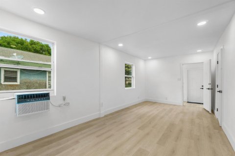 Villa ou maison à vendre à Delray Beach, Floride: 2 chambres, 69.49 m2 № 2250337 - photo 8