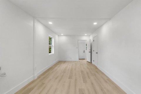 Villa ou maison à vendre à Delray Beach, Floride: 2 chambres, 69.49 m2 № 2250337 - photo 9