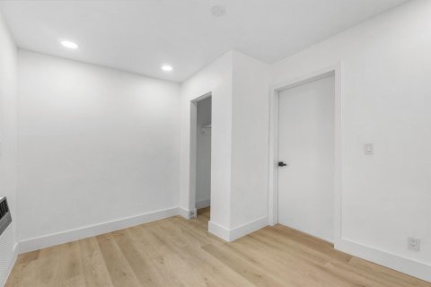 Villa ou maison à vendre à Delray Beach, Floride: 2 chambres, 69.49 m2 № 2250337 - photo 13