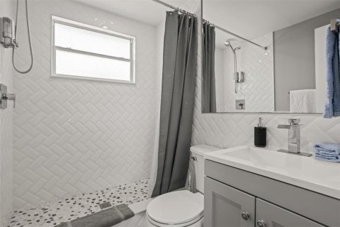 Commercial property in Tampa, Florida 198.44 sq.m. № 1723757 - photo 16