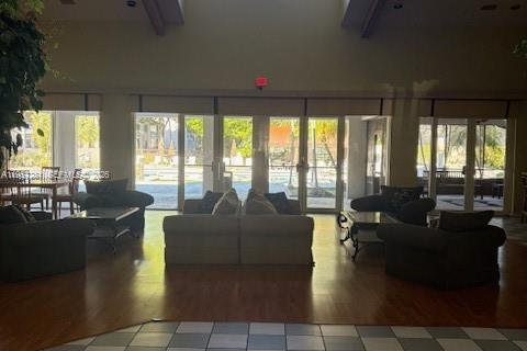 Apartamento en alquiler en Miami, Florida, 2 dormitorios, 97.08 m2 № 2018024 - foto 21